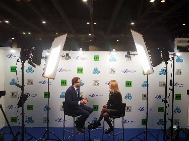Brent Jabbour interviewing Yulia Gushchina, the BDM of PixelPlex company
