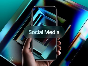 Comparison of Samsung Galaxy S10e and S10 smartphones showcasing their design and features side by side.